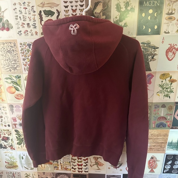Large burgundy TNA sweater. Plain design. Good condition! - Picture 2 of 3